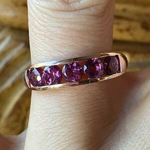 Natural Wine Garnet Sterling Silver Band Ring Size 6.75